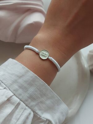 دستبند نقره نماد بهمن