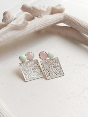 گوشواره نقره پری روی گلزار