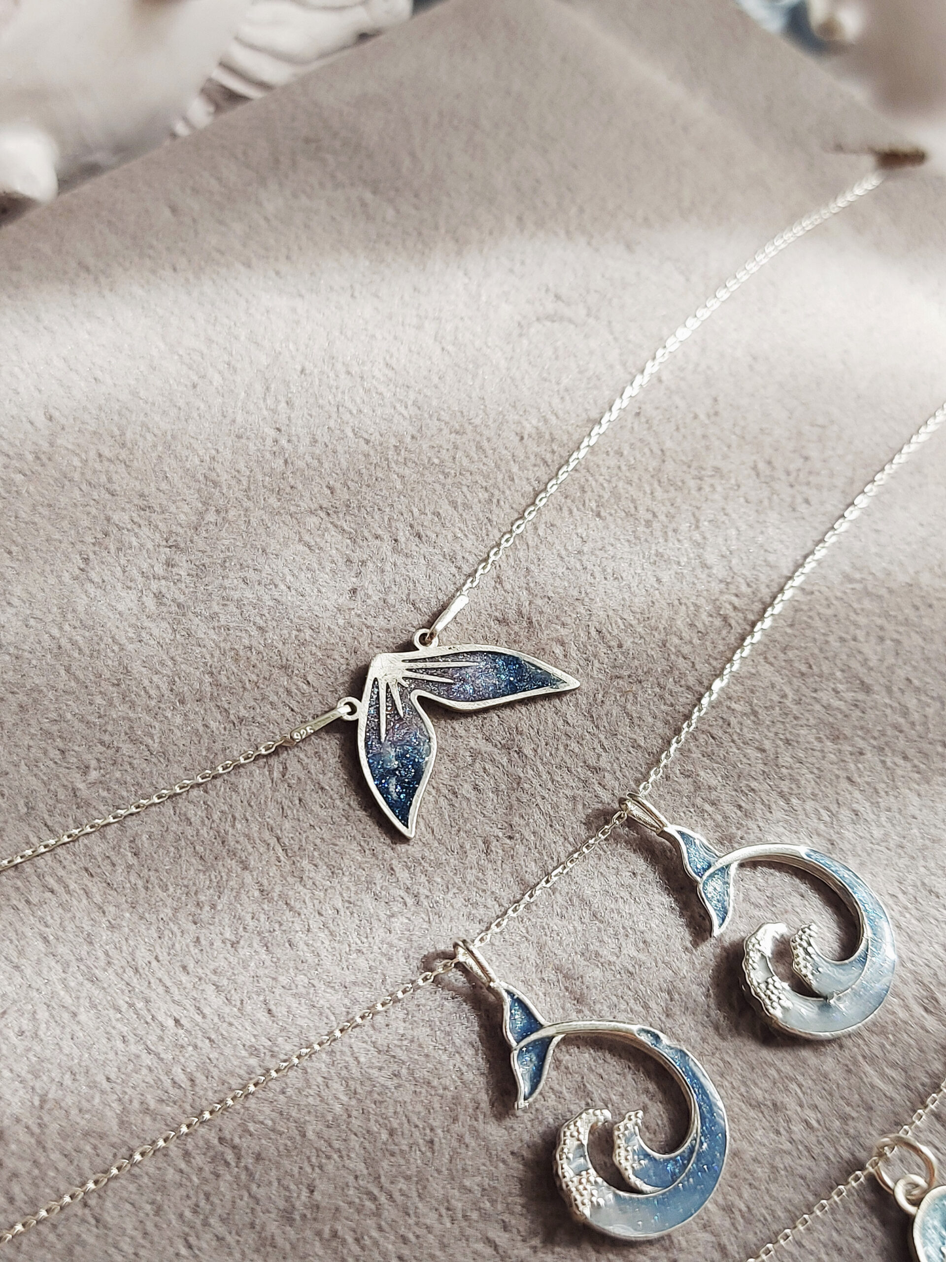 آویزهای نقره میناکاری